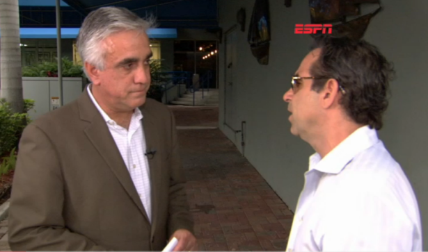 Pedro Gomez chasing down Tony Bosch for a Biogenesis story.