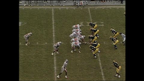 herbstreit-scrambling-in-the-pocket-gif